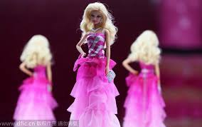 13 gambar yang bakal bikin kamu pusing saat mencari penjelasannya ini menarik untuk diperhatikan. Barbie Fashion Show Opens In Zhengzhou 2 Chinadaily Com Cn