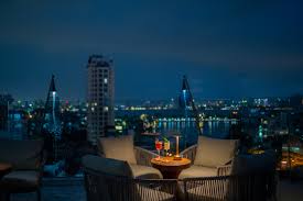 Bar Dinh Rooftop Lounge