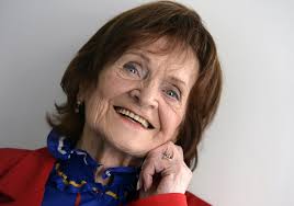 Podle janžurové je na vině to, že zatímco ona je introvertka, bohdalová je. Textarka Jirina Fikejzova Slavi 90 Aktualne Cz