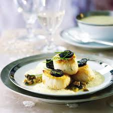 Coquilles Saint Jacques Et Truffes Sauce Aux Moules Alimentation Coquille Saint Jacques Recettes De Boissons