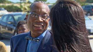 Church rallies around Dallas Co. commissioner