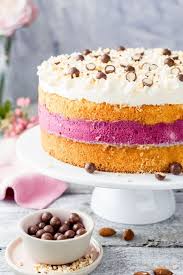 Marzipantorte Mit Beeren Mousse Mein Naschgluck Rezept Marzipantorte Kuchen Und Torten Marzipan