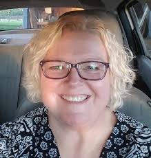 Ronda Cox's Instagram, Twitter & Facebook