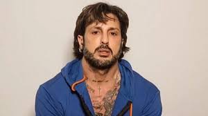 La lite con ilary blasi mette nei guai il compagno di asia argento, ma era tutto finto? Fabrizio Corona Dopo Tante Voci Conferma Il Matrimonio Con Lia