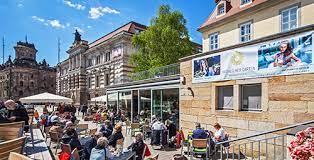 Sicht auf die brühlsche terrasse in dresden (sommer 2004). Restaurant Dresden Altstadt Gaststatte Dresden Zentrum