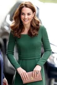 Kate middleton has kept her makeup, hair, and skincare routine close to the chest, but a few of her stylists have leaked the duchess of cambridge's favorite products. Queen Elizabeth Kate Middleton Meghan Markle More Royals Favorite Handbag Brands