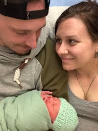 Mr & Mrs Case are proud to announce the birth of their baby boy Justin.  🎉🥂👏😊👶🫠👏🍾🎊