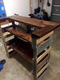Wooden parallel dip bars for a fancier version of homemade dip bars, watch this tutorial from scrap wood city. Build A Pallet Bar Step By Step Instructions Easy Pallet Ideas