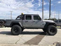 The jeep gladiator pickup truck has been a long time coming. Used Jeep Gladiator For Sale With Photos Cargurus Jeep Gladiator Jeep Gladiator For Sale Used Jeep