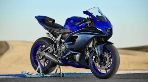Jul 26, 2021 · 2021 yamaha yzf r7 unveiled globally rivals the aprilia rs 660 zigwheels. The 2021 Yamaha Yzf R7 How It S Different And Special