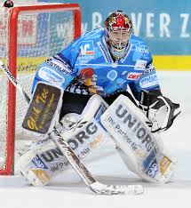 Vermeidet hitzestau und feuchtigkeit unter deiner maske, dank atmungsaktiver membra sie haben die möglichkeit bequem und sicher online zu bestellen. Kaum In Der Nhl Schon Auf Dem Foto Caron Zur Rechten Zeit Am Rechten Ort Eishockey News