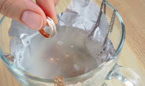 Missoma founder marisa hordern has shared her advice on how often to 'wash' them using silver dip. How To Clean A Silver Necklace Express Co Uk