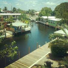 Lime Tree Bay Resort Florida Keys I Think I Stayed In One If The Rooms With This View Florida Keys Florida Resort