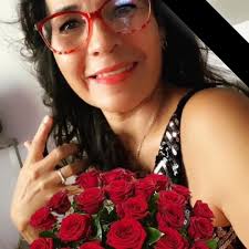 La hermosa sonrisa de Sarah derrite corazones 💖 La pequeña hija de Valen y  Alex, de Vida Fit, ilumina con su ternura y alegría. 😍🍼✨ Con esa sonrisa  tan dulce, conquista a todos. 💕