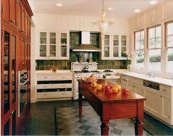 We'll show you the top 10 most popular house styles, including cape cod, country french, colonial, victorian, tudor, craftsman, cottage, mediterranean. 10 Victorian Kitchen Features For Modern Life
