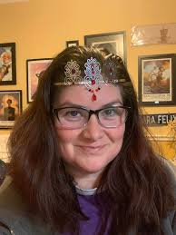 Gold tiara hair accessories tutorial