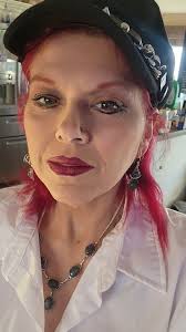 Stéphanie, 54 years old I don't ask much from life, but at the same time, I  ask for everything. A free, honest, respectful, serious, and faithful  companion.