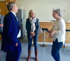 See more of ambassade du canada en france on facebook. Notre Ambassadrice Ambassade Du Canada En France Facebook