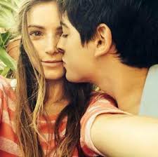 Natasha Simone (@03905b28ae5d4de)