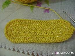 حذاء كروشية للاطفال طريقة عمل لكلوك للطفل بالصور اشغال يدوية crochet boots crochet earrings crochet
