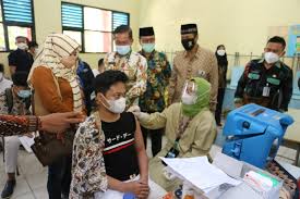 4.0.3 ice cream sandwich or above. Jelang Pembelajaran Tatap Muka Pemkot Serang Vaksinasi Pelajar Smp Negeri Bantenhits Com