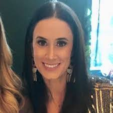 Sheena Fox's Instagram, Twitter & Facebook