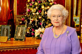 Une couronne pour noël en streaming. Pourquoi La Reine Du Royaume Uni Est La Souveraine De 15 Autres Etats