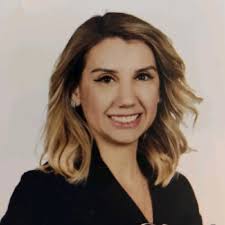 Gratis şirketinde Kategori Müdürü olarak çalışmaya başladığımı paylaşmaktan  mutluluk duyuyorum!