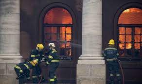 The fire is said to be spreading into residential areas. Ihpisfdz79h7 M