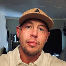 Sometimes when I paint I'm compelled by something to write little poems  that go with the paintings.. I can still remember writing this one like it  was yesterday.. I didn't even have