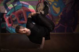 Cursuri de dans in iasi la scoala de dans sensation dance studio: Quasar Dance Cursuri De Street Dance In Iasi