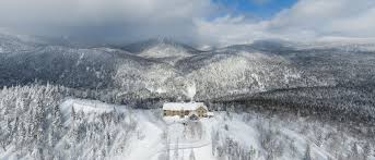 Maybe you would like to learn more about one of these? L Auberge De Montagne Des Chic Chocs Vue Par Un Skieur Hors Piste