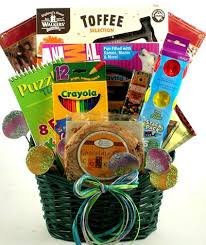 Birthday Gift Baskets For Kids Pin By Rodziah Omar On Gift Basket Ideas Kids Gift Baskets Family Gift Baskets Birthday Gift Baskets