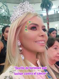 "Desfile de heroínas con luchan contra el cáncer" El propósito principal de  estos eventos es: Celebrar la supervivencia y la resiliencia: Reconocer las  luchas y triunfos de quienes han vivido con el ...