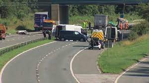 No traffic southbound due to crash near newark. Gbfronvp7xzr8m