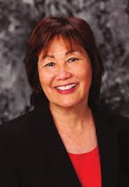 Lori Elkins's Instagram, Twitter & Facebook