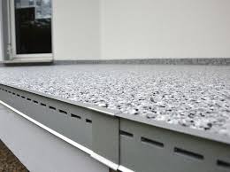 Steinteppich Vom Experten Hochwertige Fugenlose Natursteinteppichboden Vom Hersteller Aus Marmor Und Quarzkieseln Bodenbelag Terrasse Terrassenbelag Steine