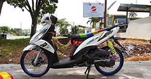 Mio j adalah motor yang sebenarnya didedikasikan khusus untuk anak muda, sehingga ketika motor ini di modifikasi akan tampak keren. 41 Top Ide Modifikasi Simple Mio J