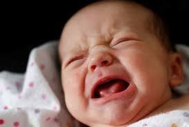 Selama bayi tidak memiliki gejala penyakit mengkhawatirkan, menangis saat tidur bukan tanda sesuatu yang salah. Mengapa Bayi Baru Lahir Sering Menangis Di Malam Hari Republika Online