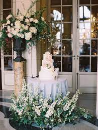 A Romantic Early Spring Wedding At Meridian House Early Spring Wedding Spring Wedding Cake Wedding Cake Display