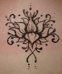 40 Simple And Easy Henna Mehndi Designs For Beginners Flower Henna Lotus Flower Henna Henna Tattoo Designs