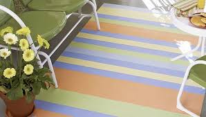 Porch painted rug on deck. Eck Paint Ideas Options And Useful Tips For Colourful Decking