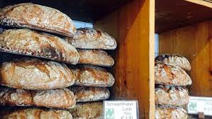 11 Backereien In Munchen Die Ihr Brot Noch Selber Backen Mit Vergnugen Munchen Backerei Brot Selber Backen Lebensmittel Essen