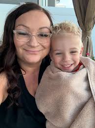 Lacey Law (@stronglawgirl) • Instagram photos and videos