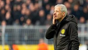 Und so wie es sich ein spieler von seinem trainer wünscht. Lucien Favre Rues Small Errors In Borussia Dortmund S Draw Against Hertha Berlin 90min