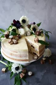 Locker, sueß und saftig ist der pralinenkuchen etwas ganz feines. Pralinen Torte