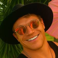 Slingshot AI hiring Research Scientist (Psychologist) for mental health AI 