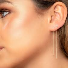 May Diamond's Instagram, Twitter & Facebook