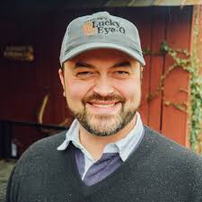 Wardlaw's Lucky Eye-Q -- About — Wardlaw's Lucky Eye Q