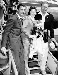 He was an actor and director, known for jumalat. Keystone Pressedienst